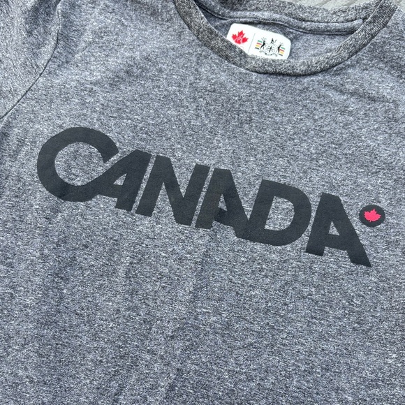 Hudson’s Bay - Olympic CANADA Gray Canada Short Sleeve Tee - Women’s Small - Picture 3 of 6